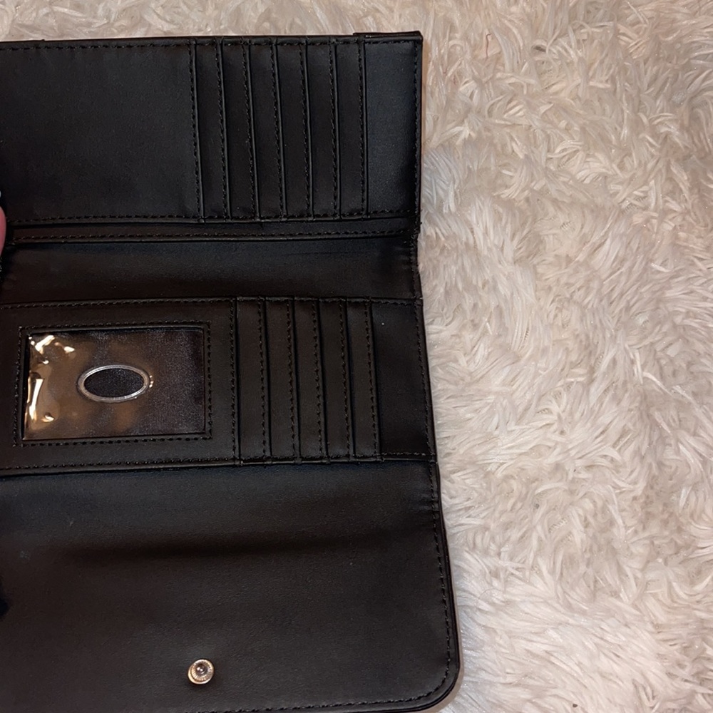 Guess wallet - Picture 3 of 3
